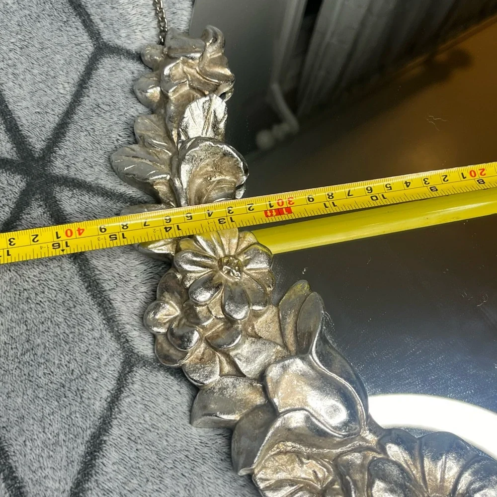 Vintage Look Ornate Silver Floral Oval Vanity Mirror